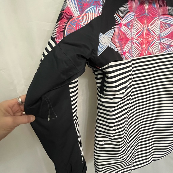 NWT Roxy Dry Flight Jacket - Picture 7 of 16